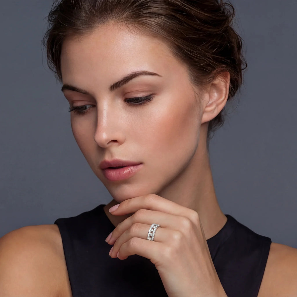 Stellar Row Moissanite Ring | Zelvra